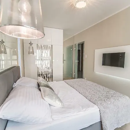 One More Night Apartament Apartment Gdansk